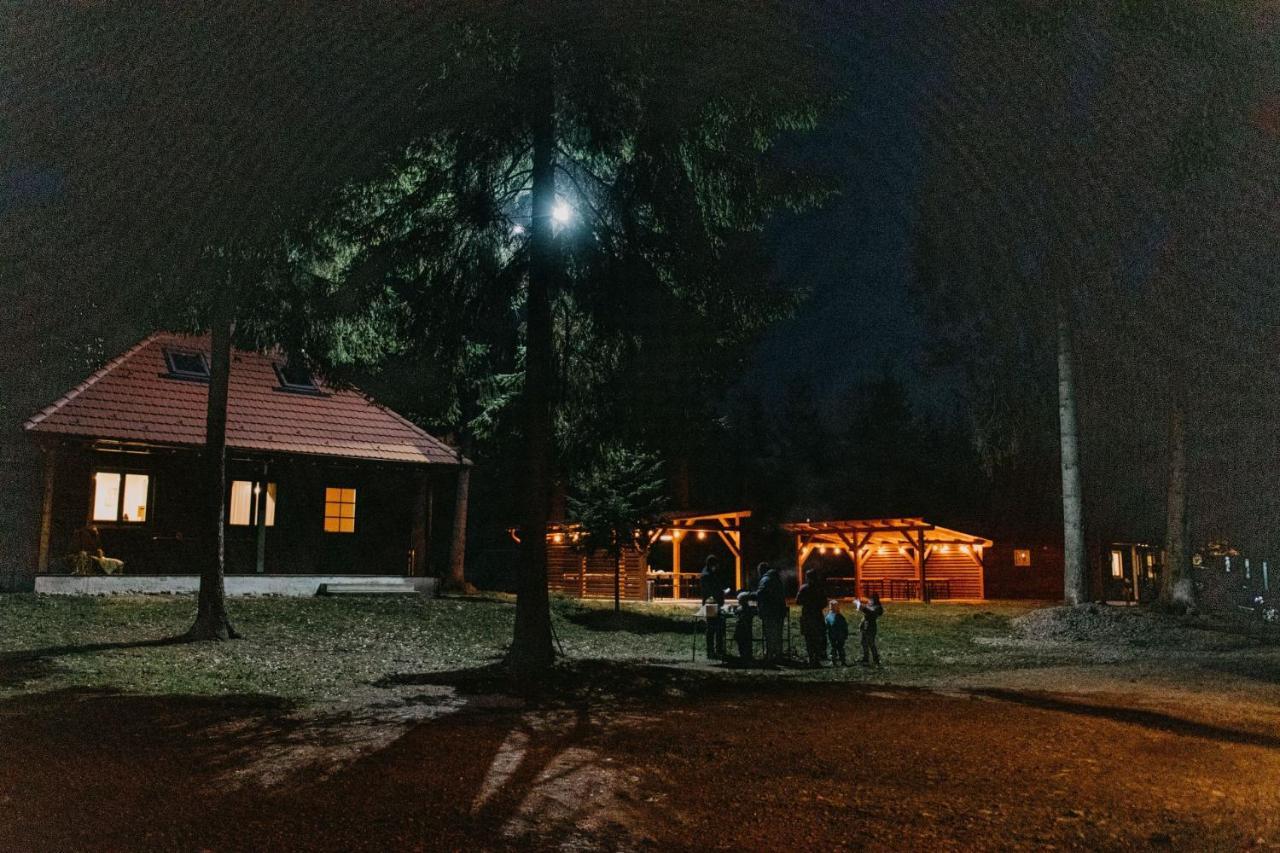 Tusnad Camping Tusnádfürdő Kültér fotó