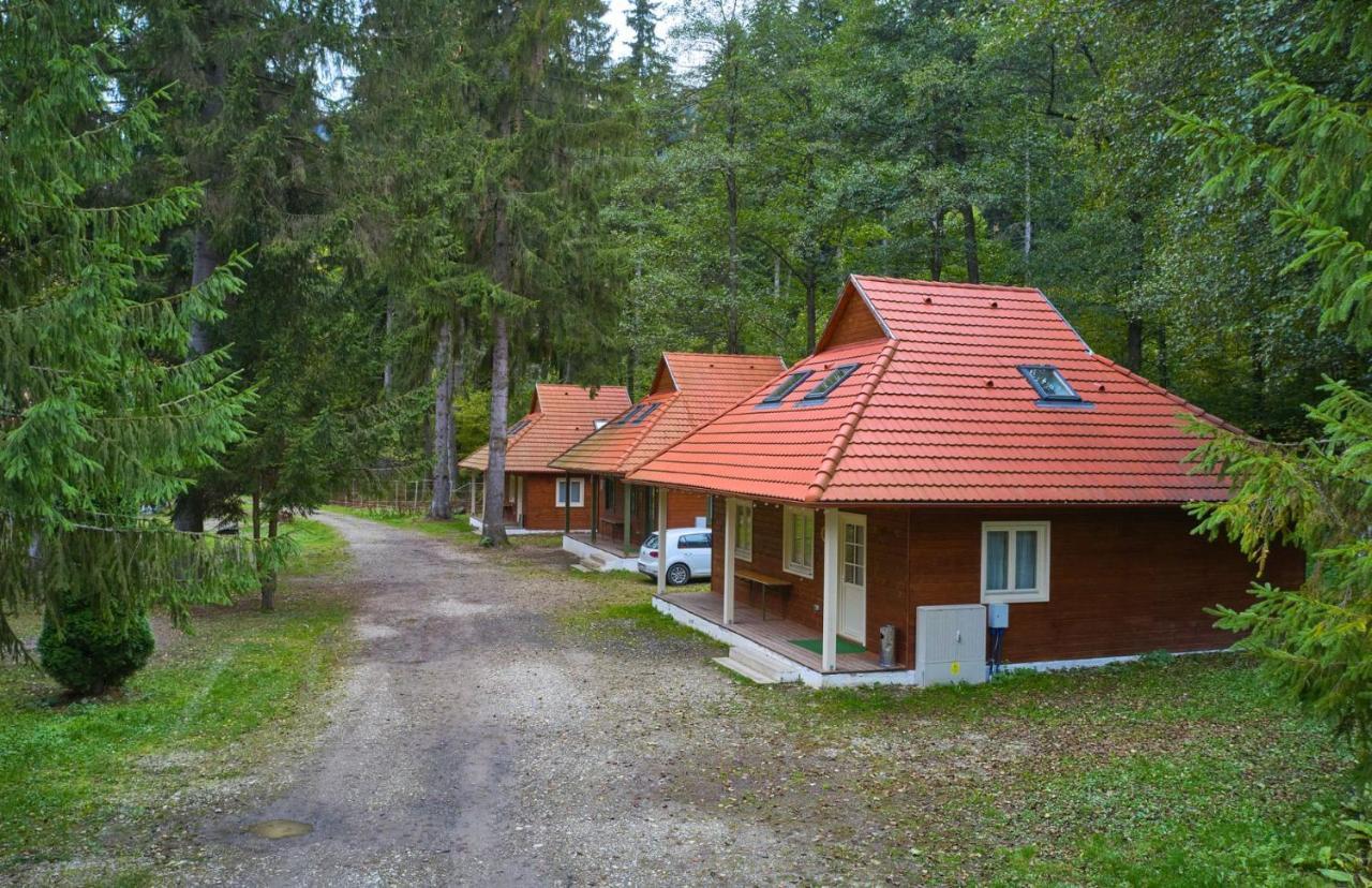 Tusnad Camping Tusnádfürdő Kültér fotó